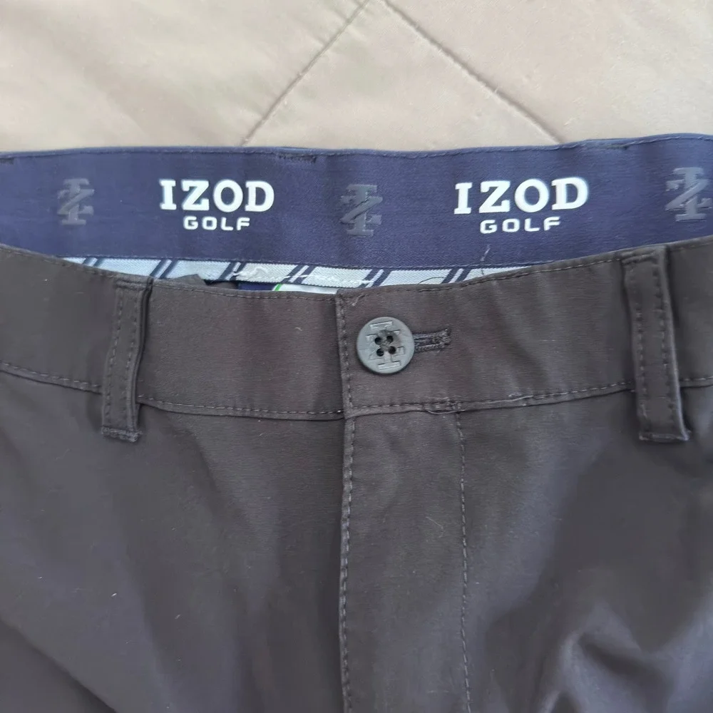 IZOD Golf Shorts Mens 32 Black Classic Fit Stretch Zip Pockets Resort Travel